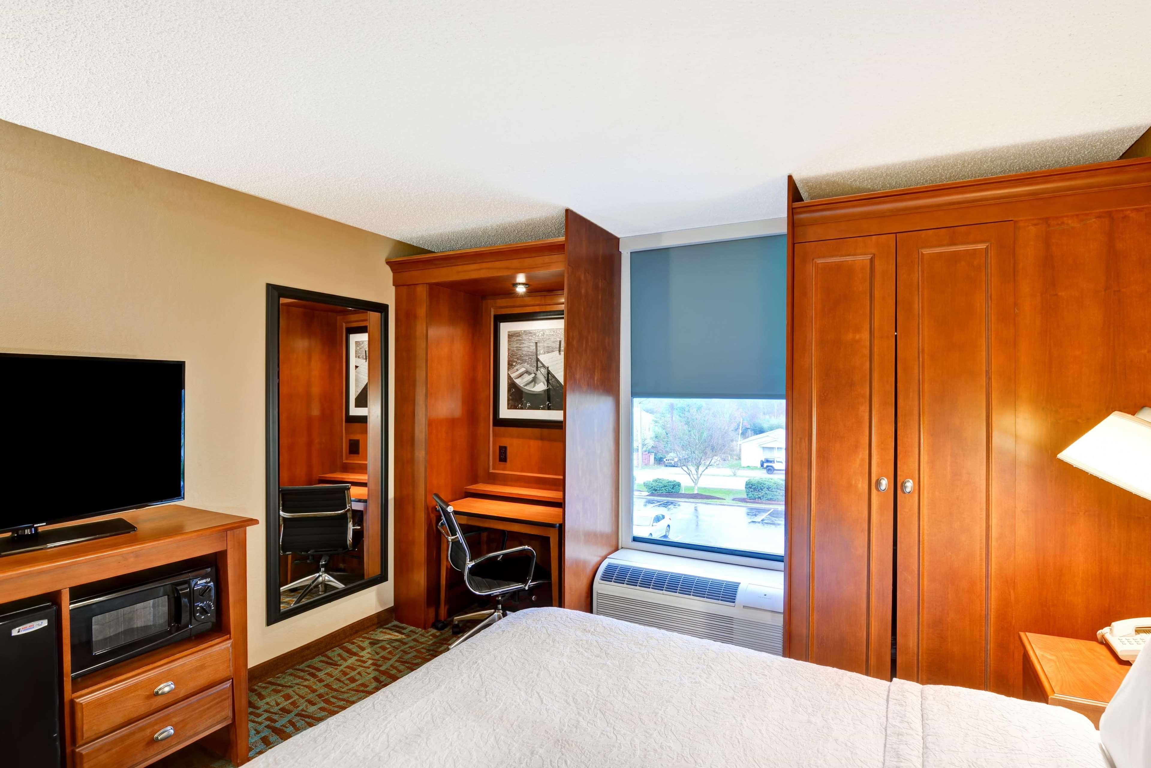 Hampton Inn Hendersonville Exterior photo
