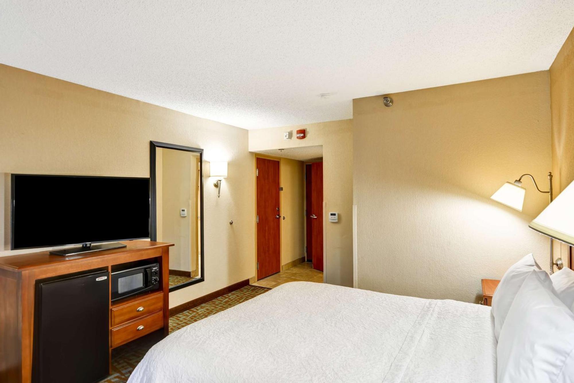 Hampton Inn Hendersonville Exterior photo