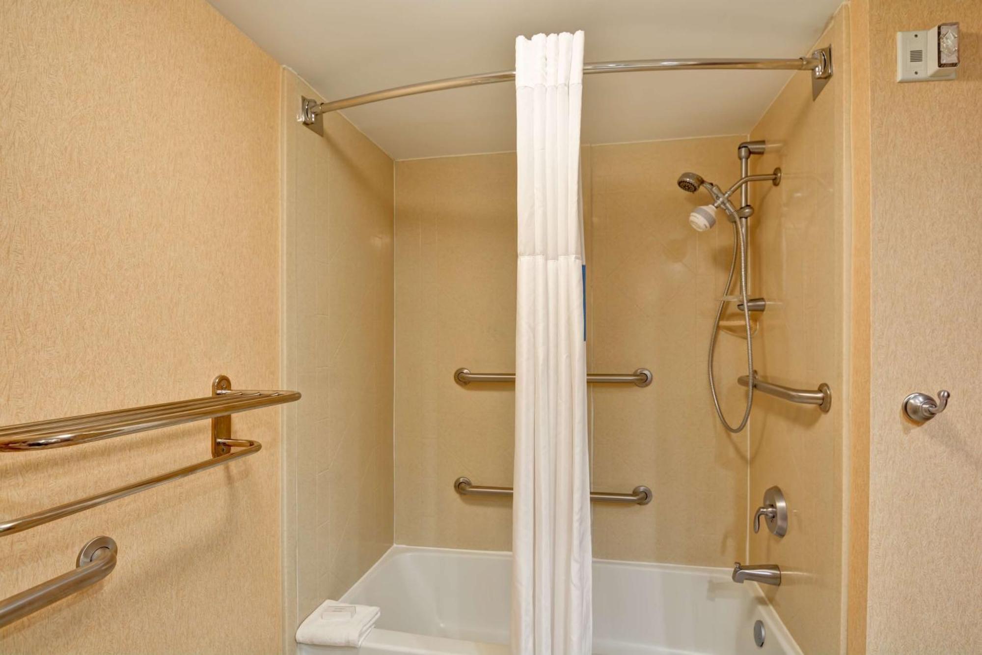 Hampton Inn Hendersonville Exterior photo