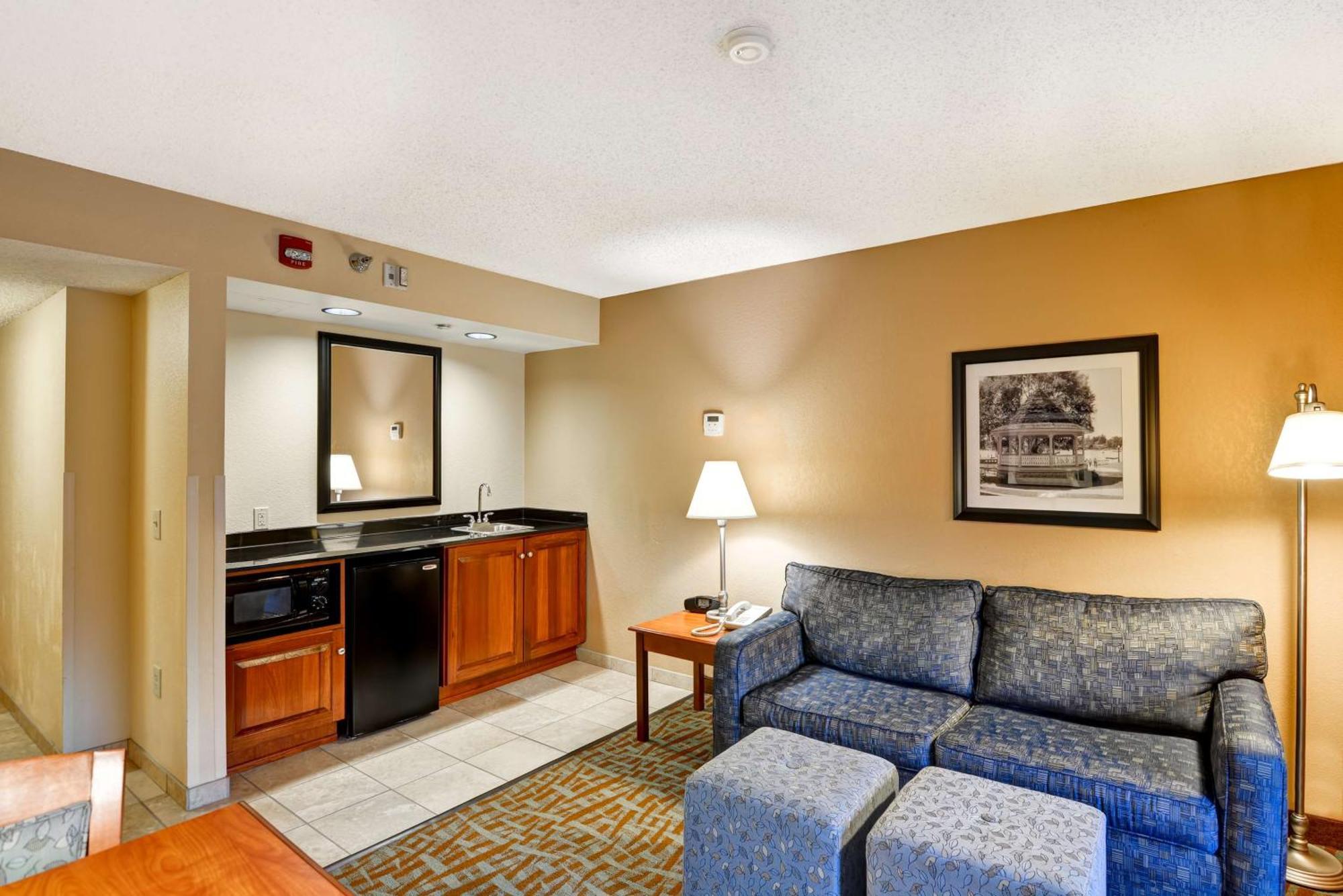 Hampton Inn Hendersonville Exterior photo